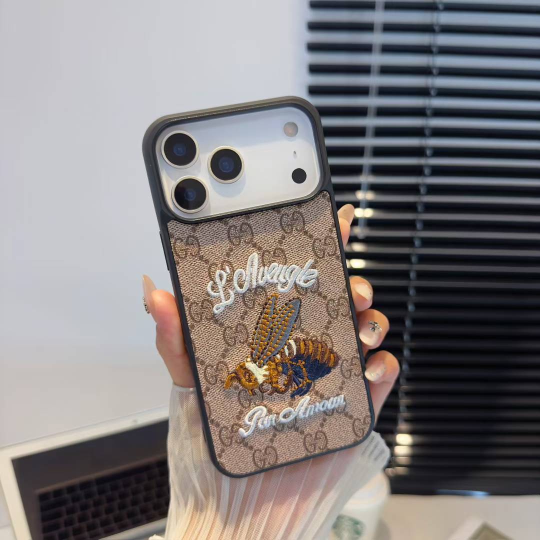 GG Lux Designer IPhone 17 Case