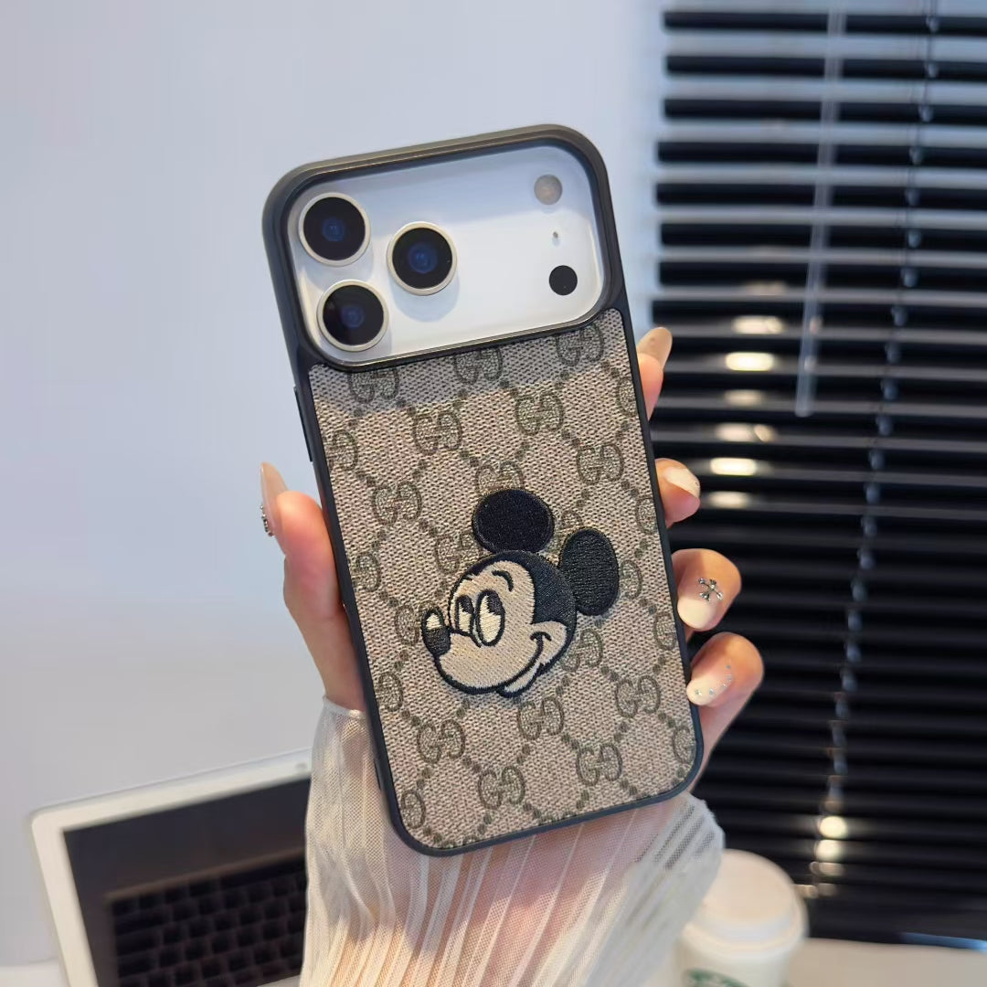 GG Lux Designer IPhone 17 Case
