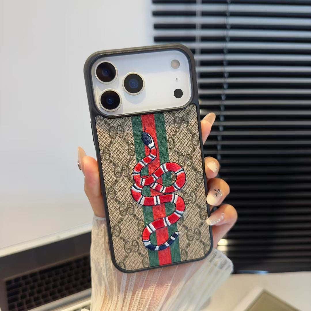 GG Lux Designer IPhone 17 Case