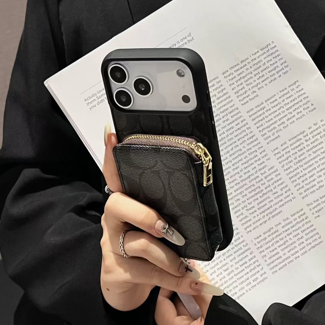 CC Chic IPhone 17 Pro Max Case