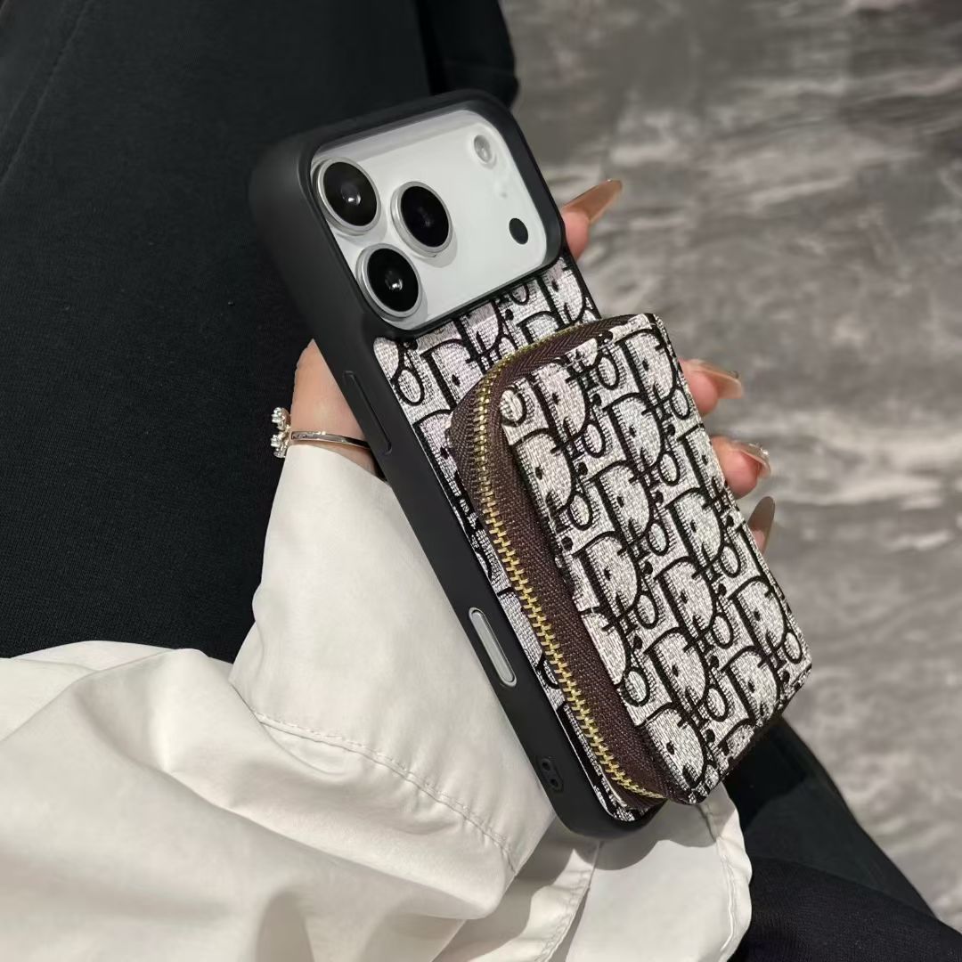 CD Premium Designer IPhone 17 Case