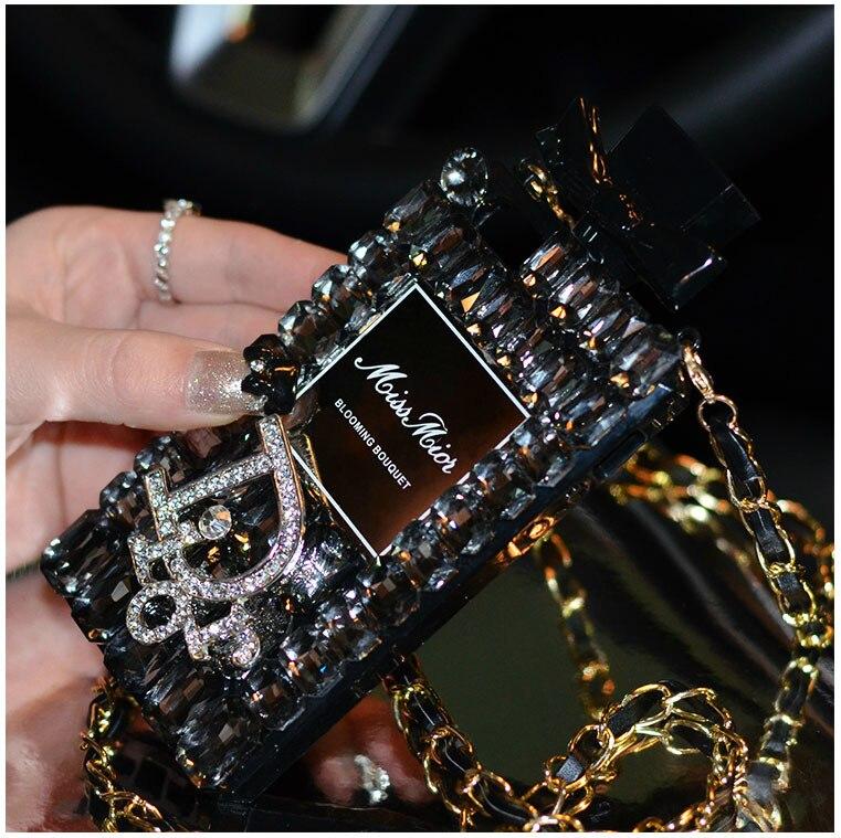 Fashion-forward Diamond-Adorned Phone Cover for Samsung