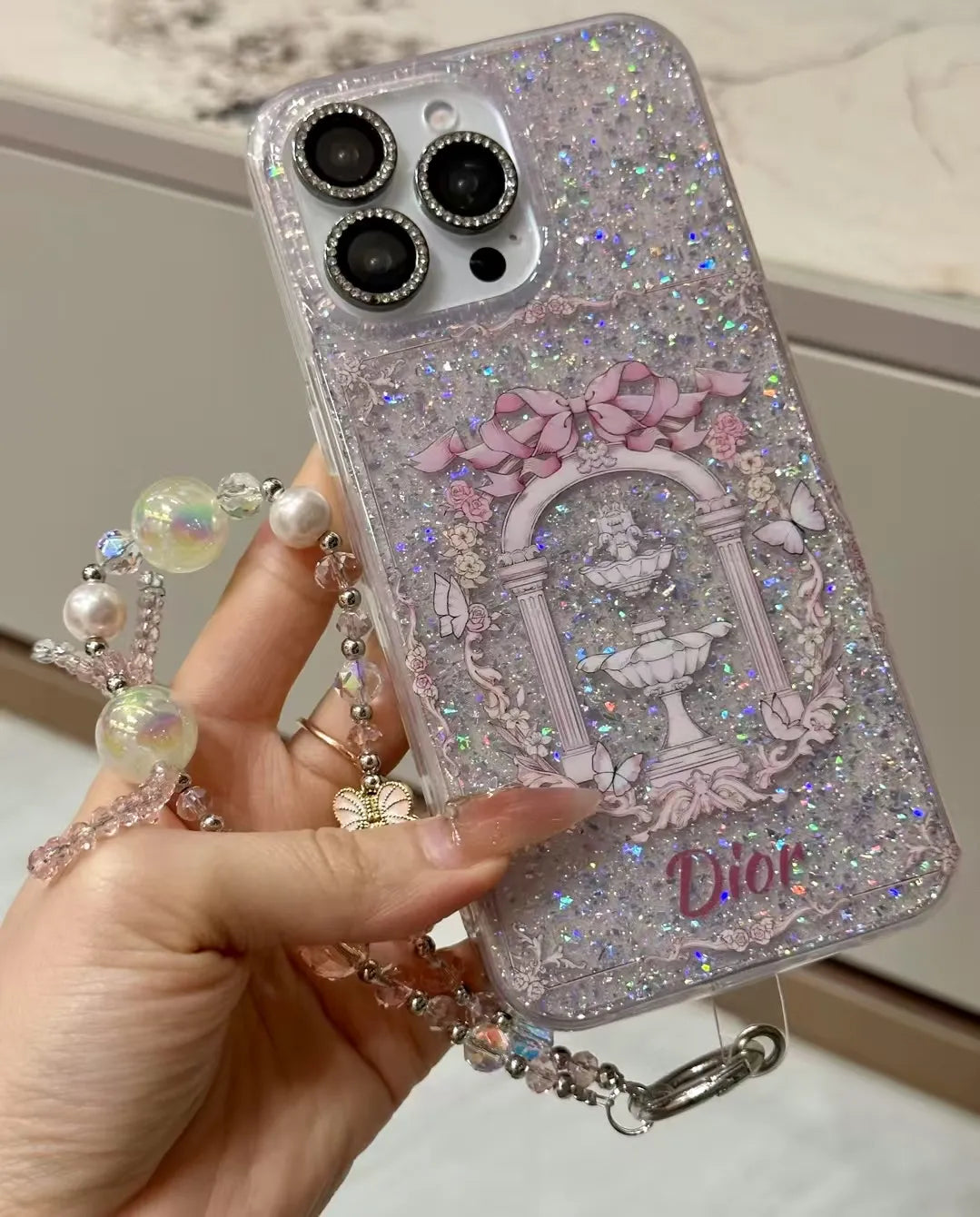 chic phone case with hand chain